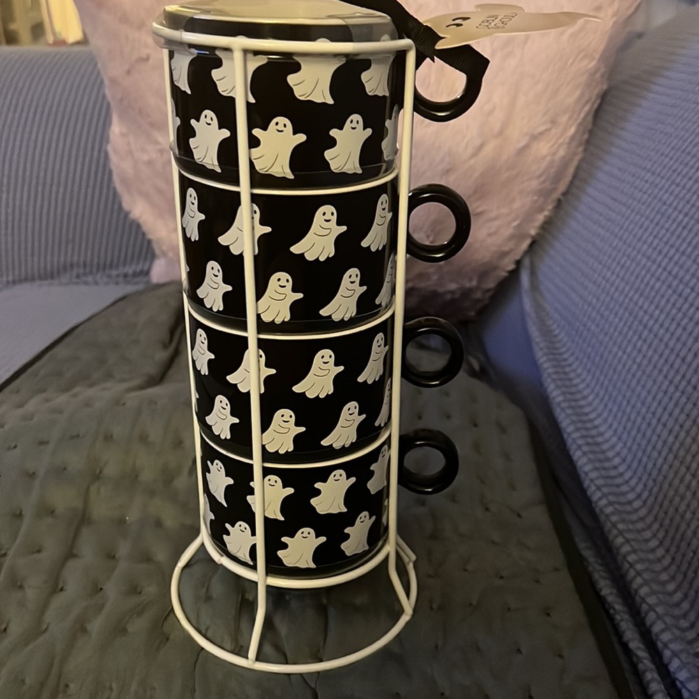 Stackable Ghost Mugs